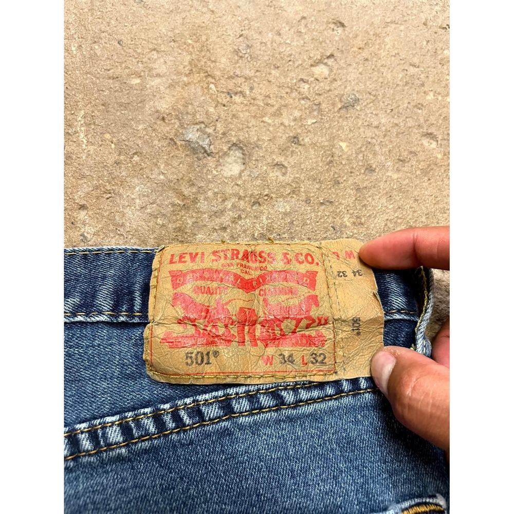 Levi's 501 Original Jeans Mens 34x32 Blue Denim Cotton Stretch Mid Rise Straight - Picture 15 of 16